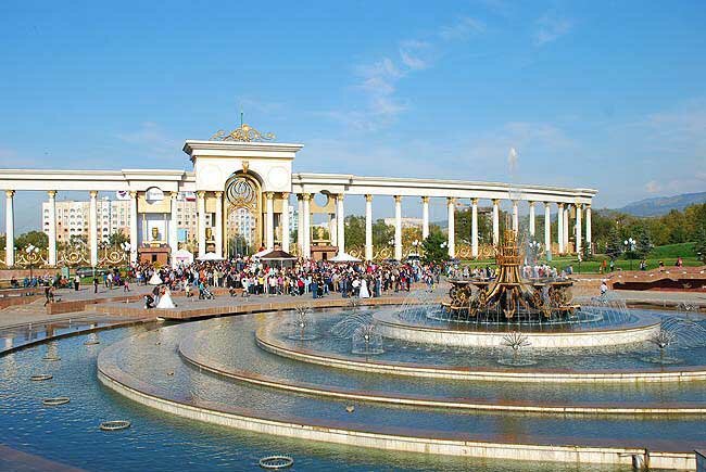 Парк первого президента Алматы