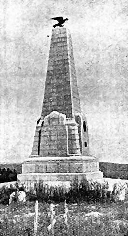 Памятник на братской могиле под Узун-Агачом на месте битвы 1860 года