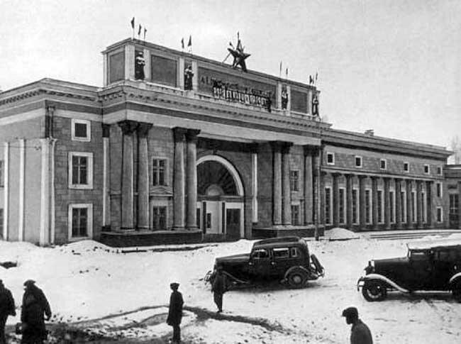 Здание вокзала Алма-Ата II