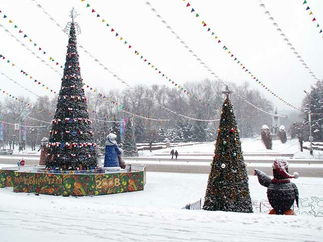 Старая площадь в Алматы